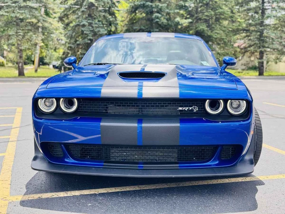 2022 Dodge Challenger SRT Hellcat 3rd Gen - Image 9 of 18