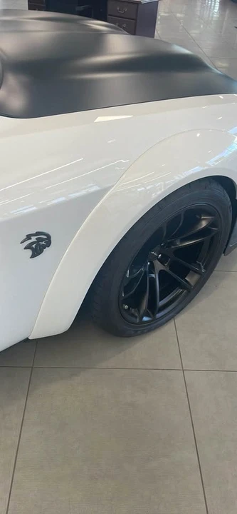 2022 Dodge Challenger SRT Hellcat 3rd Gen - Image 15 of 16