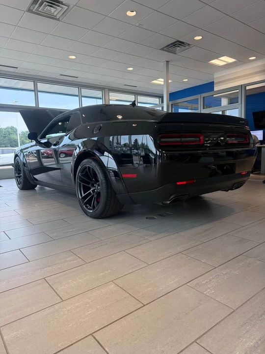 2022 Dodge Challenger SRT Hellcat 3rd Gen - Image 4 of 10