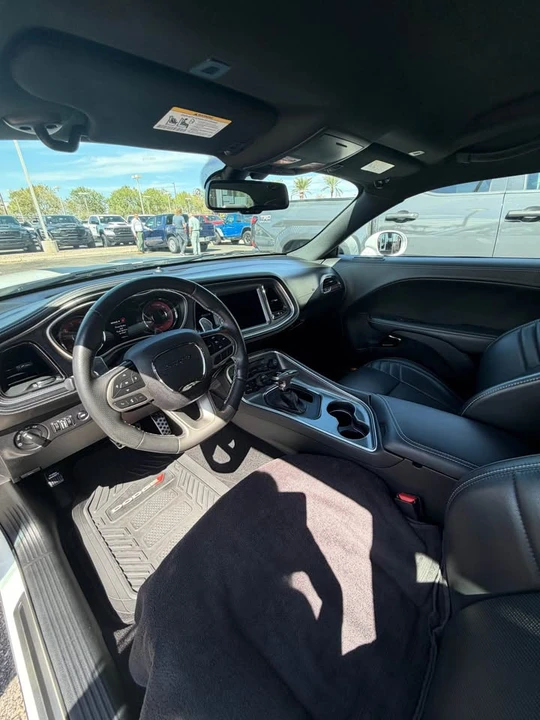 2022 Dodge Challenger SRT Hellcat 3rd Gen - Image 13 of 15