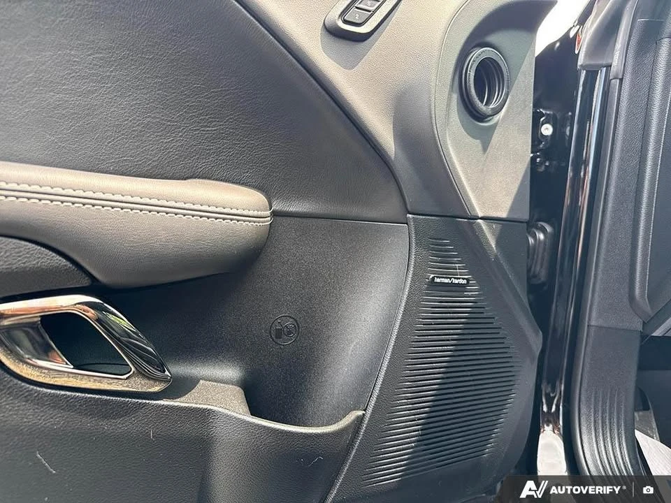 2022 Dodge Challenger SRT Hellcat 3rd Gen - Image 11 of 17
