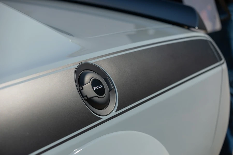 2022 Dodge Challenger SRT Hellcat 3rd Gen - Image 16 of 31