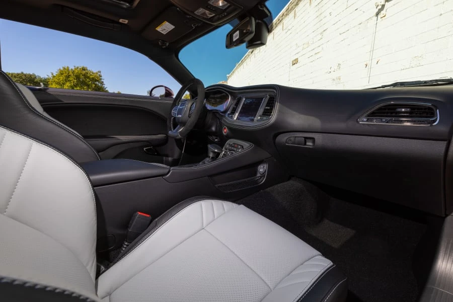 2022 Dodge Challenger SRT Hellcat 3rd Gen - Image 28 of 31