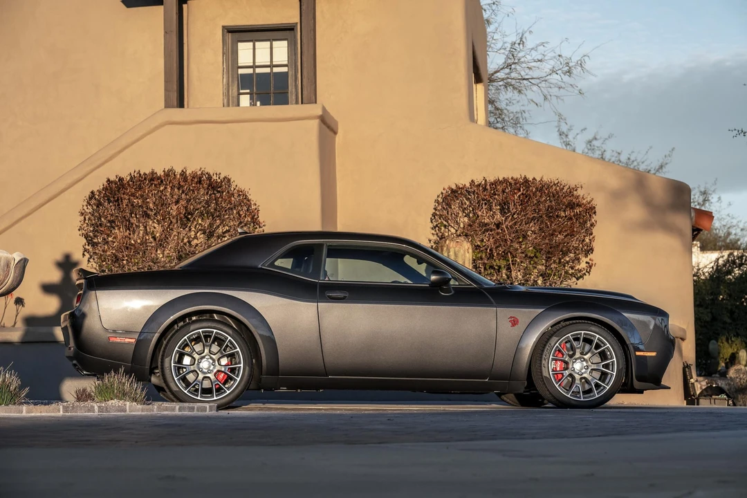 2022 Dodge Challenger SRT Hellcat 3rd Gen - Image 10 of 31