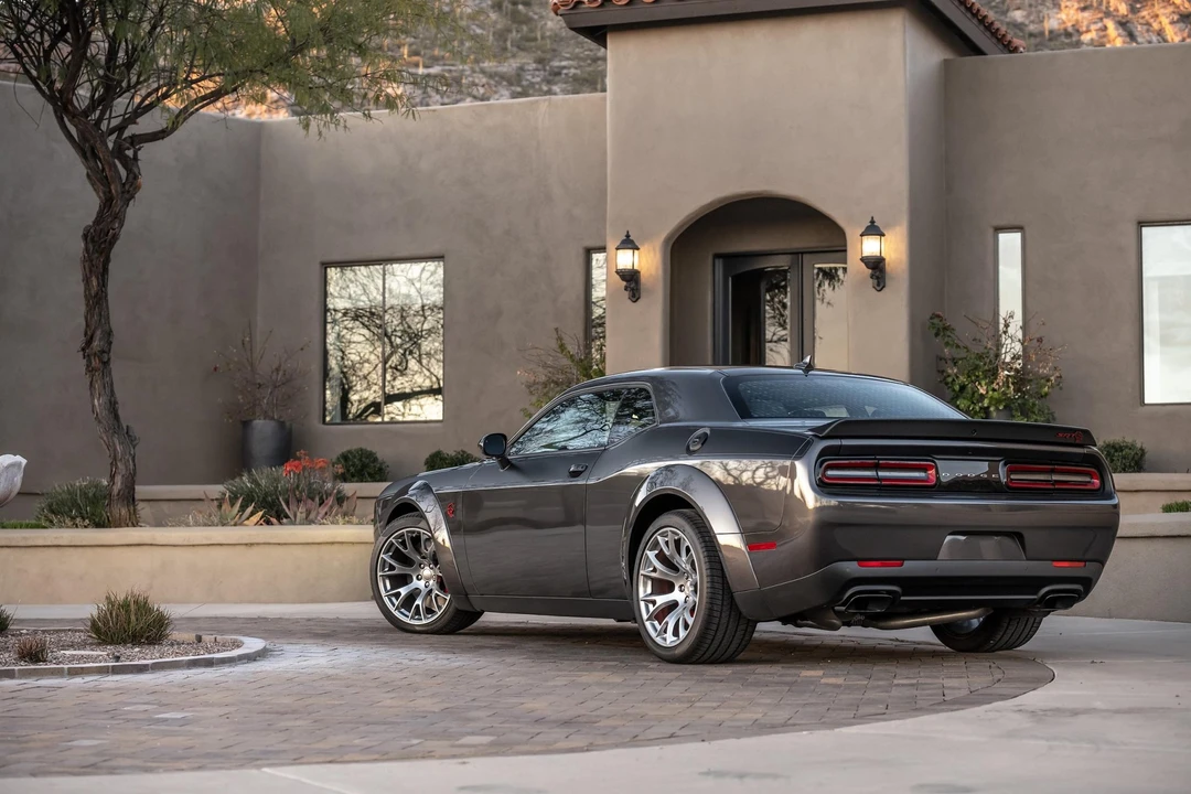 2022 Dodge Challenger SRT Hellcat 3rd Gen - Image 18 of 31