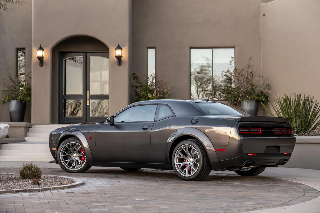 2022 Dodge Challenger SRT Hellcat 3rd Gen - Image 21 of 31