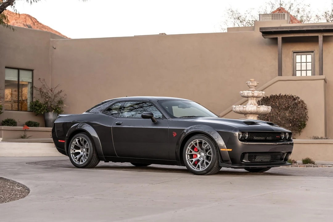 2022 Dodge Challenger SRT Hellcat 3rd Gen - Image 30 of 31
