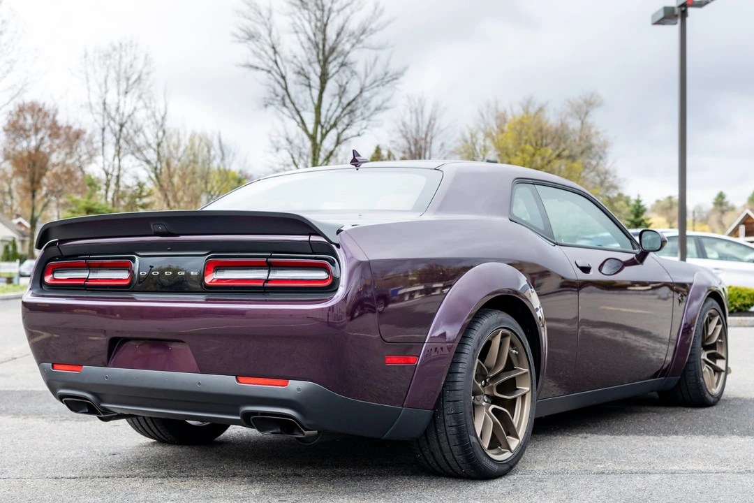 2022 Dodge Challenger SRT Hellcat 3rd Gen - Image 8 of 31