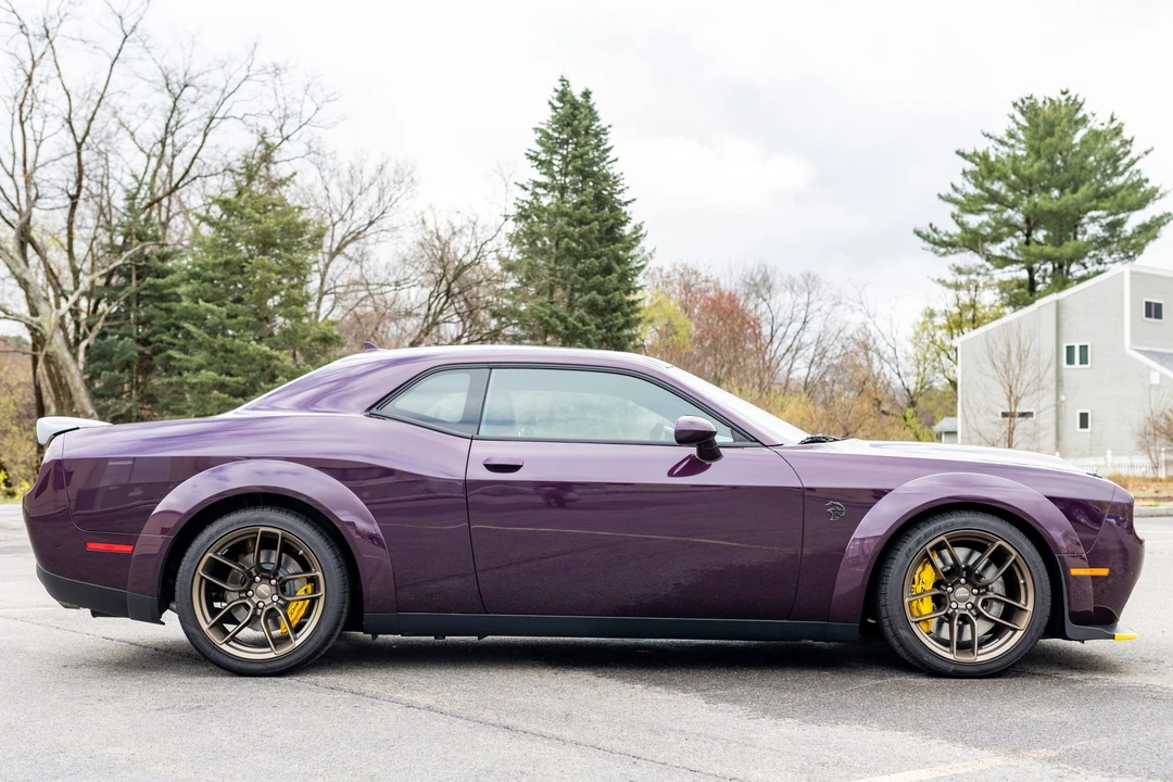 2022 Dodge Challenger SRT Hellcat 3rd Gen - Image 7 of 31