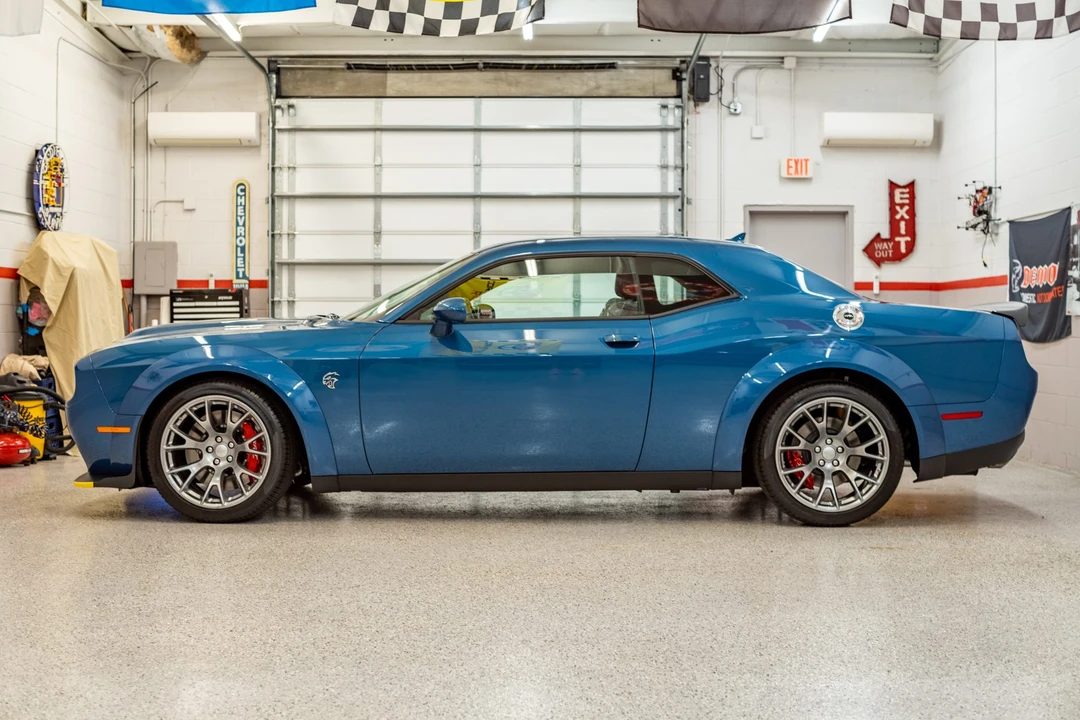2022 Dodge Challenger SRT Hellcat 3rd Gen - Image 9 of 31