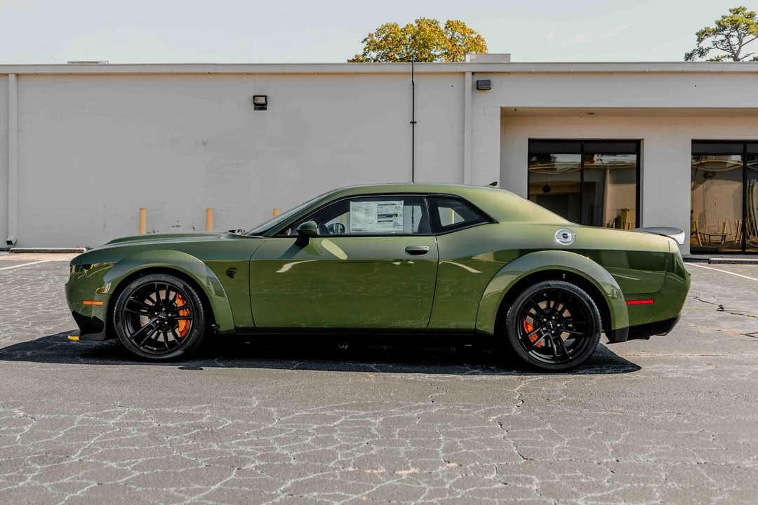 2022 Dodge Challenger SRT Hellcat 3rd Gen - Image 22 of 31
