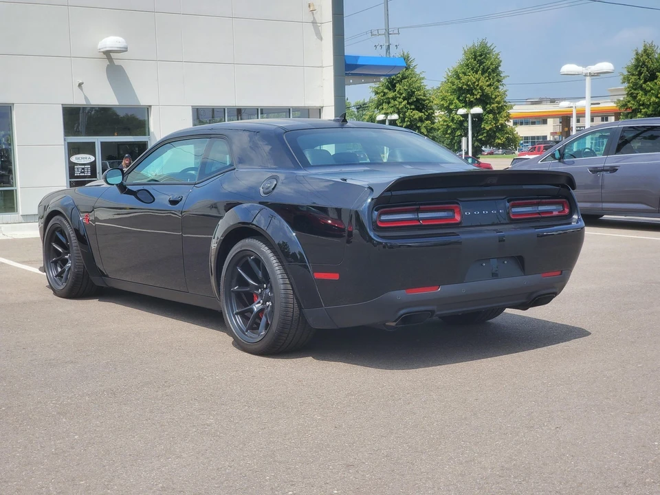 2022 Dodge Challenger SRT Hellcat 3rd Gen - Image 4 of 31