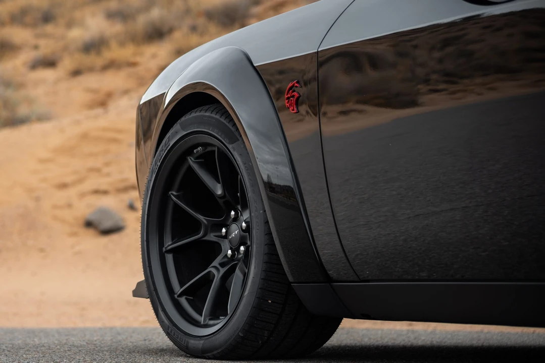 2022 Dodge Challenger SRT Hellcat 3rd Gen - Image 25 of 31