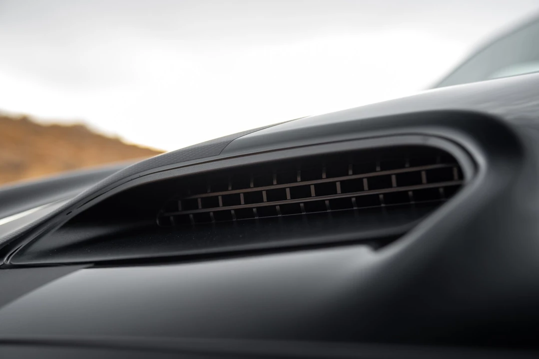 2022 Dodge Challenger SRT Hellcat 3rd Gen - Image 17 of 31