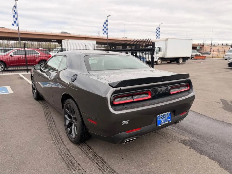2022 Dodge Challenger 3rd Gen - Image 4 of 10