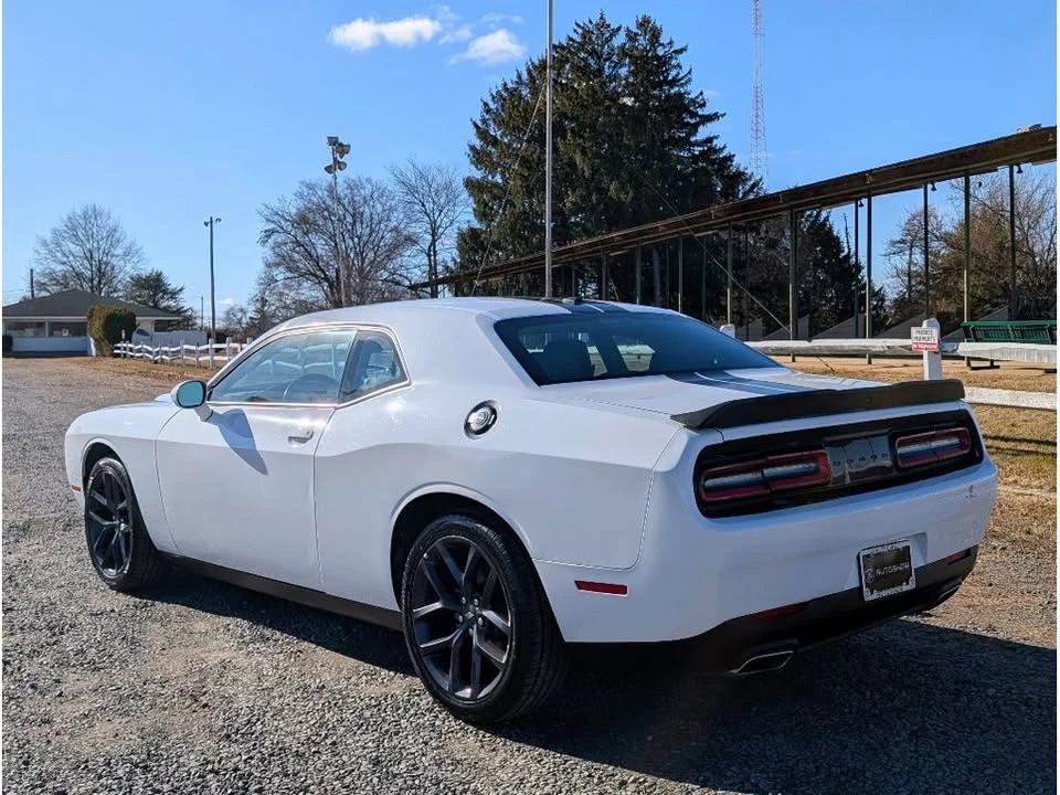 2022 Dodge Challenger 3rd Gen - Image 5 of 20
