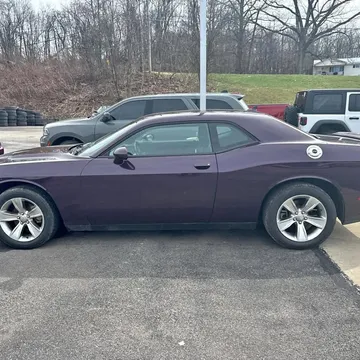 2022 Dodge Challenger SXT