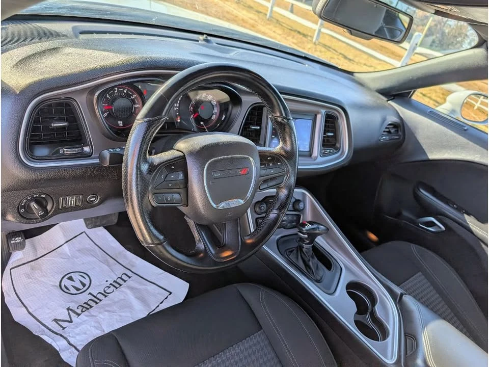 2022 Dodge Challenger 3rd Gen - Image 15 of 20