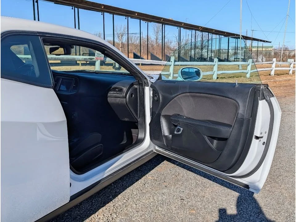 2022 Dodge Challenger 3rd Gen - Image 10 of 20