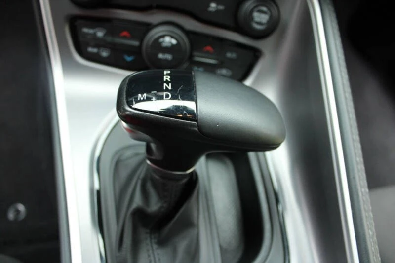 2022 Dodge Challenger 3rd Gen - Image 16 of 20