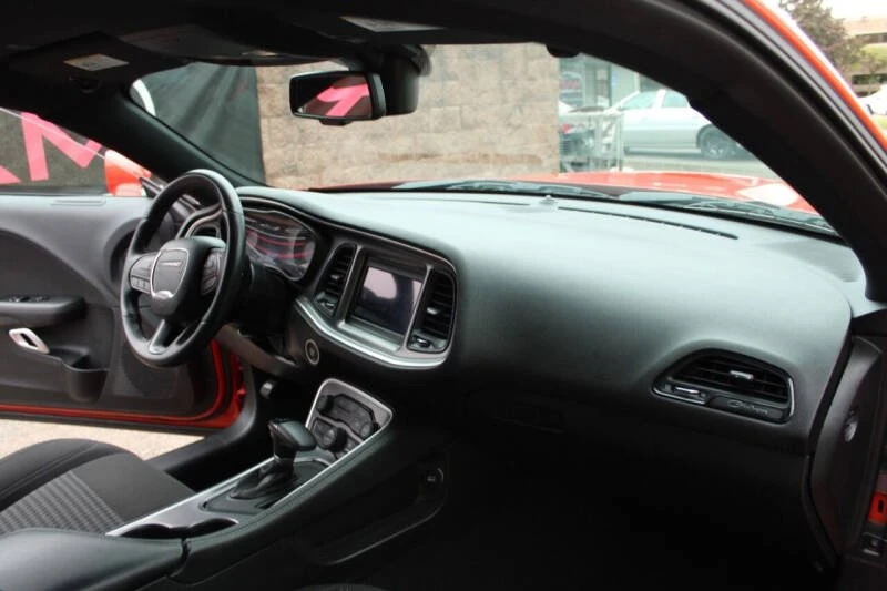 2022 Dodge Challenger 3rd Gen - Image 9 of 20
