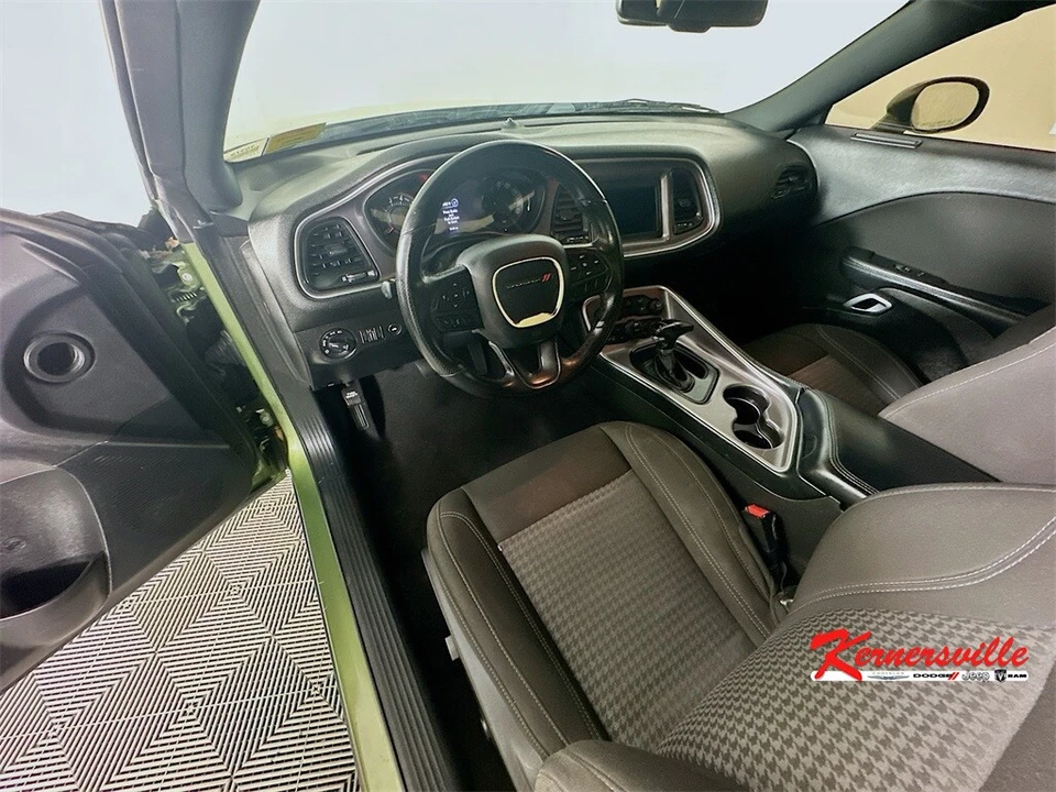 2022 Dodge Challenger 3rd Gen - Image 9 of 21
