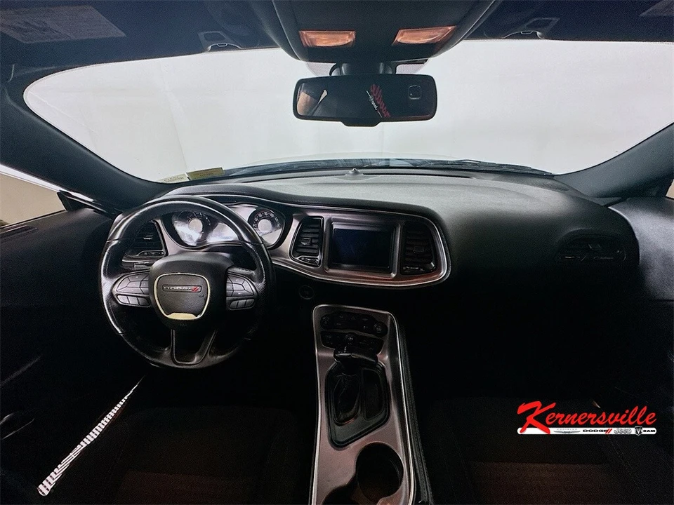 2022 Dodge Challenger 3rd Gen - Image 10 of 21