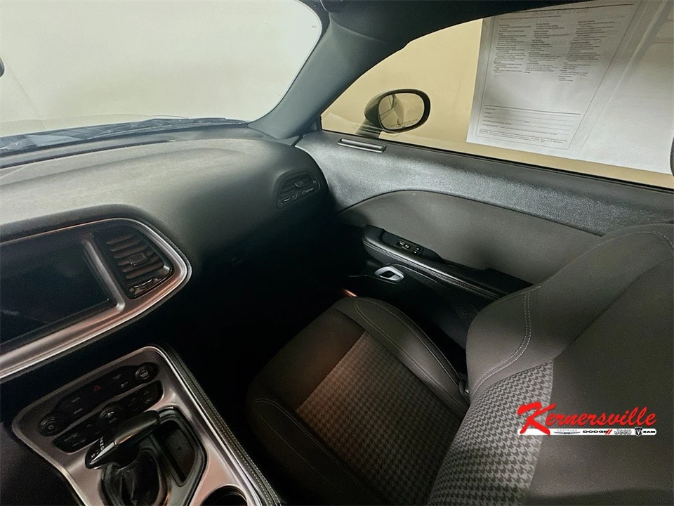 2022 Dodge Challenger 3rd Gen - Image 11 of 12