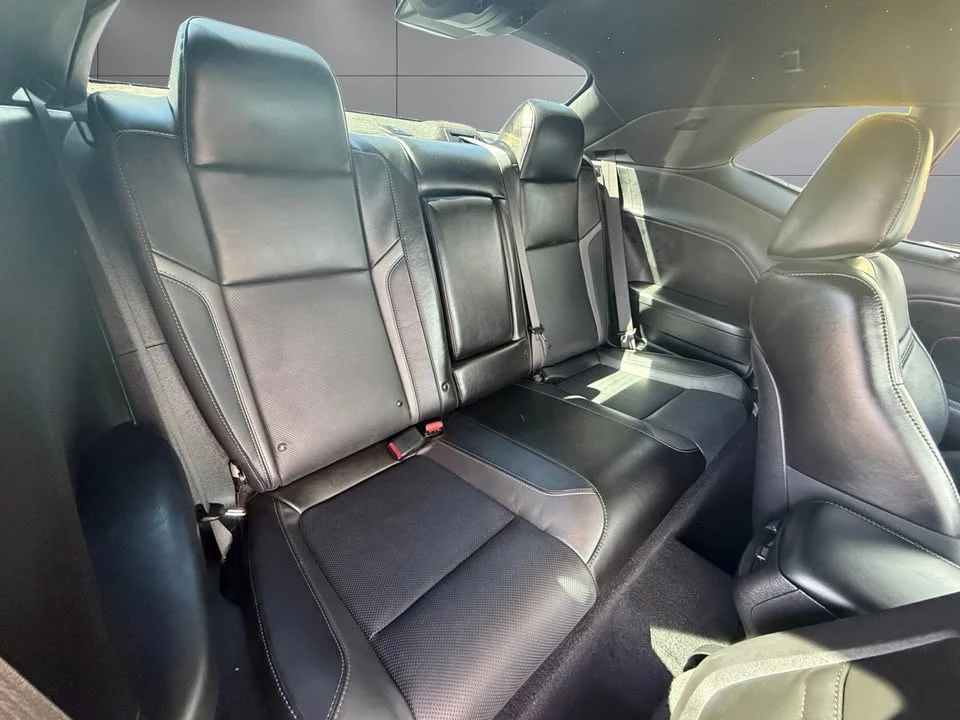 2022 Dodge Challenger 3rd Gen - Image 19 of 20
