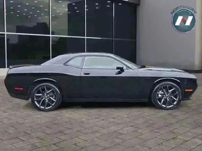 2022 Dodge Challenger 3rd Gen - Image 6 of 12