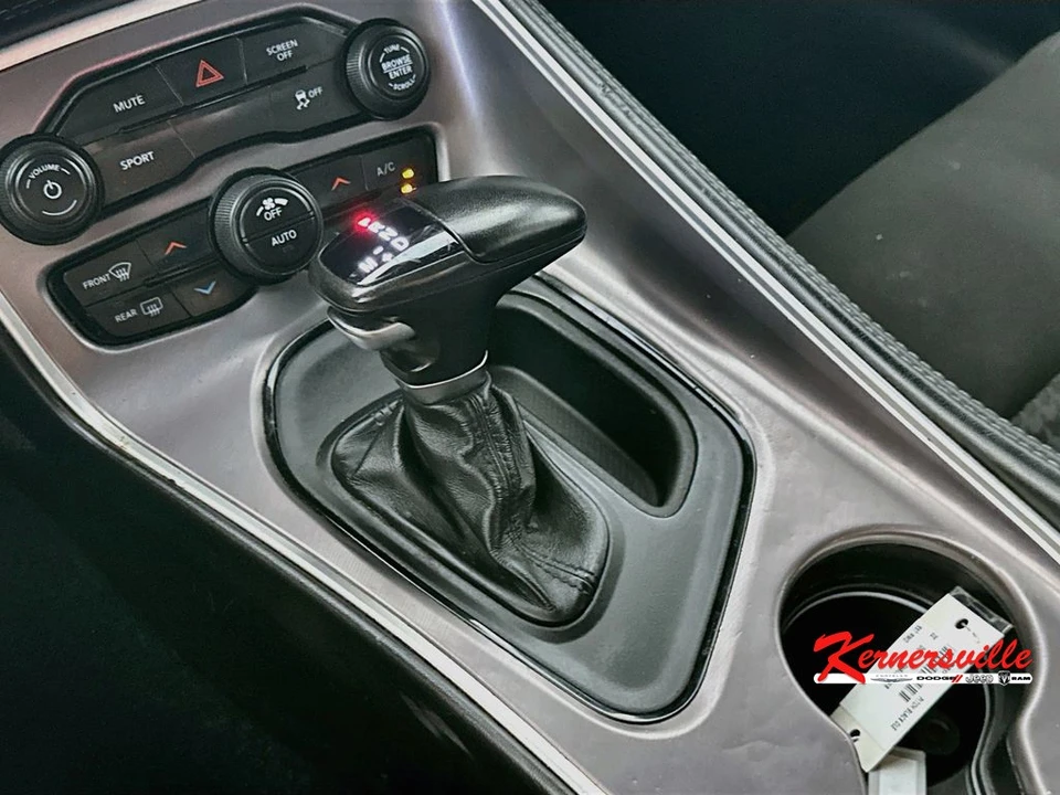 2022 Dodge Challenger 3rd Gen - Image 16 of 24