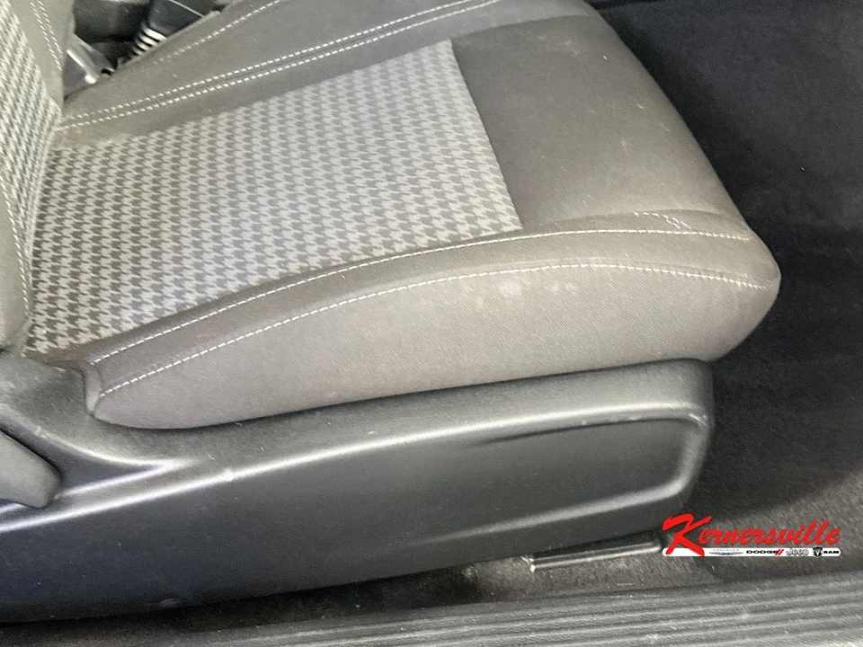 2022 Dodge Challenger 3rd Gen - Image 22 of 24