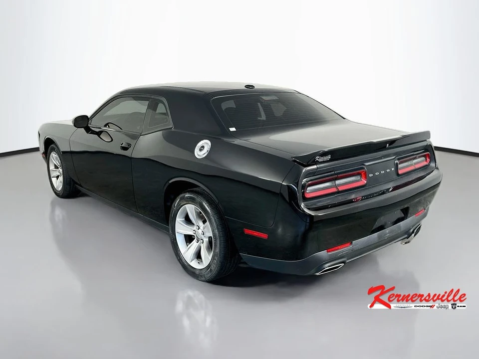 2022 Dodge Challenger 3rd Gen - Image 5 of 24
