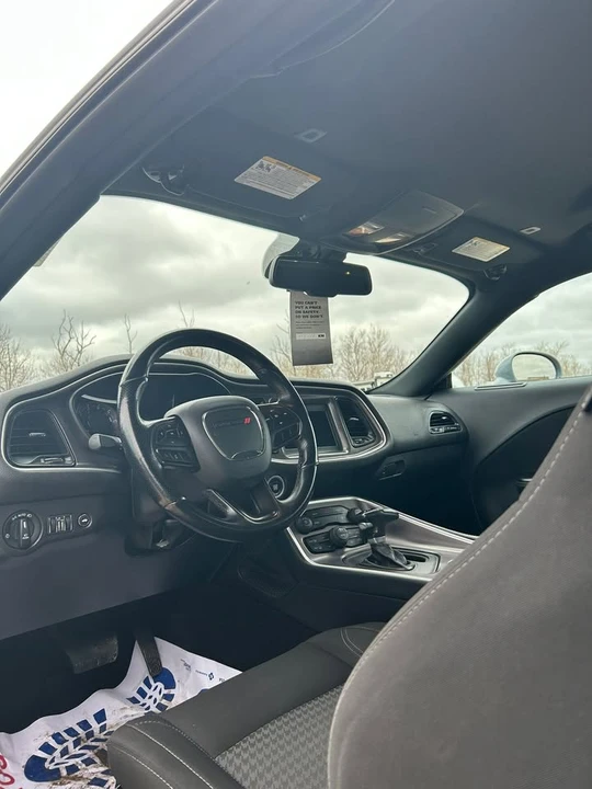 2022 Dodge Challenger 3rd Gen - Image 5 of 9