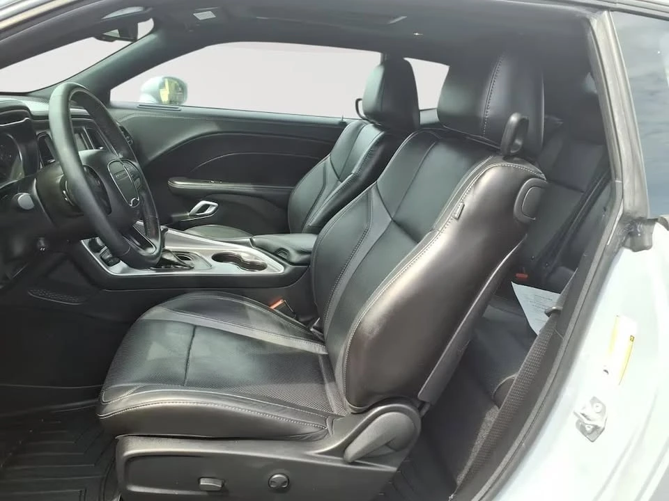 2022 Dodge Challenger 3rd Gen - Image 10 of 15