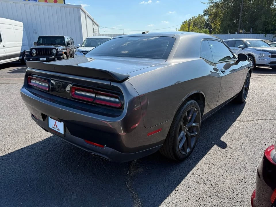 2022 Dodge Challenger 3rd Gen - Image 4 of 11