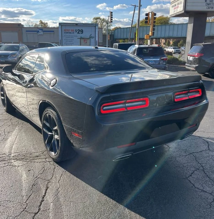 2022 Dodge Challenger 3rd Gen - Image 5 of 11