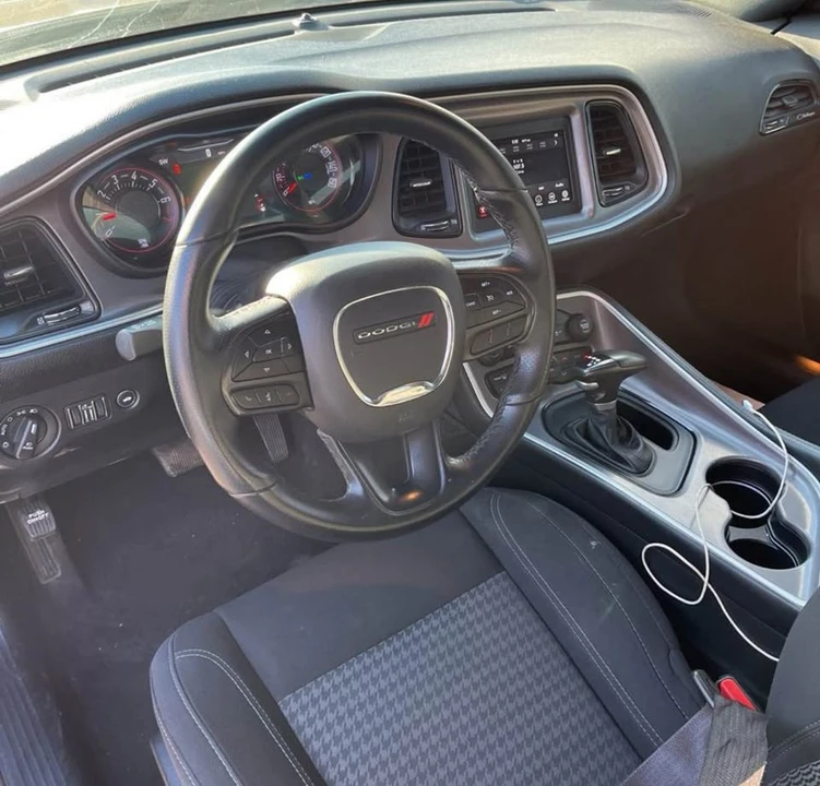 2022 Dodge Challenger 3rd Gen - Image 10 of 11