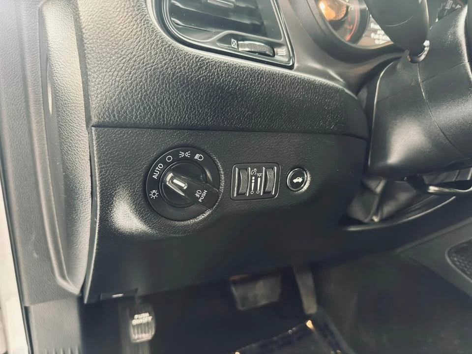 2022 Dodge Challenger 3rd Gen - Image 14 of 18