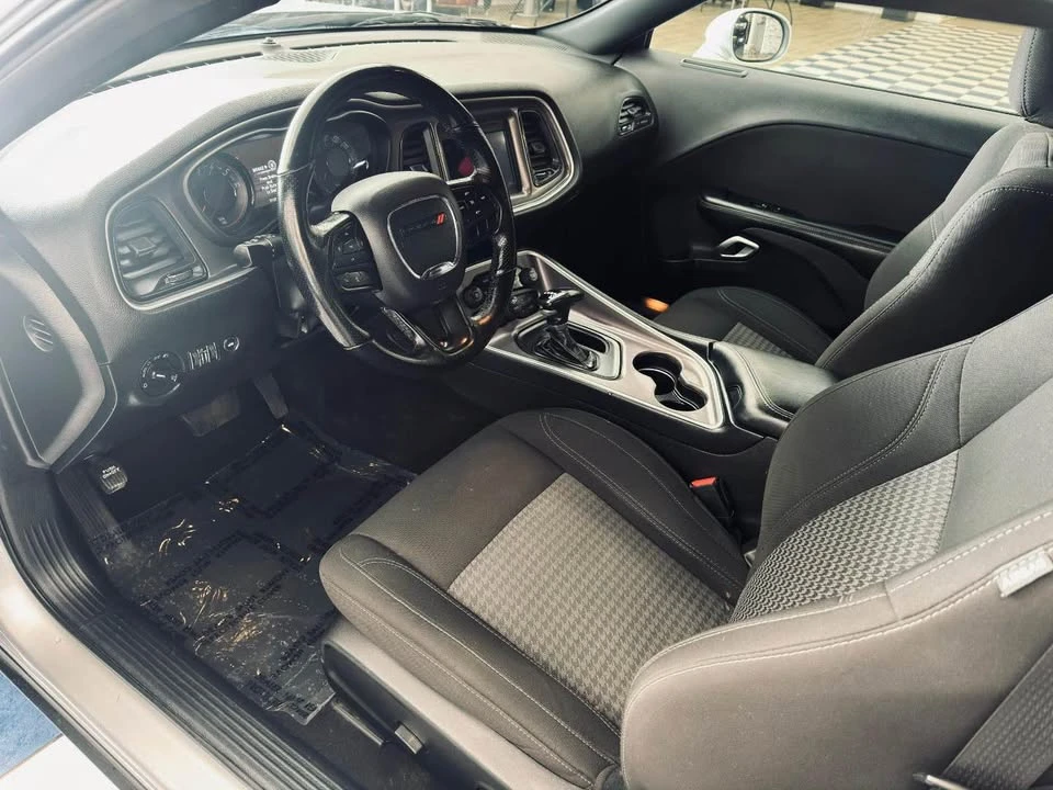 2022 Dodge Challenger 3rd Gen - Image 9 of 18