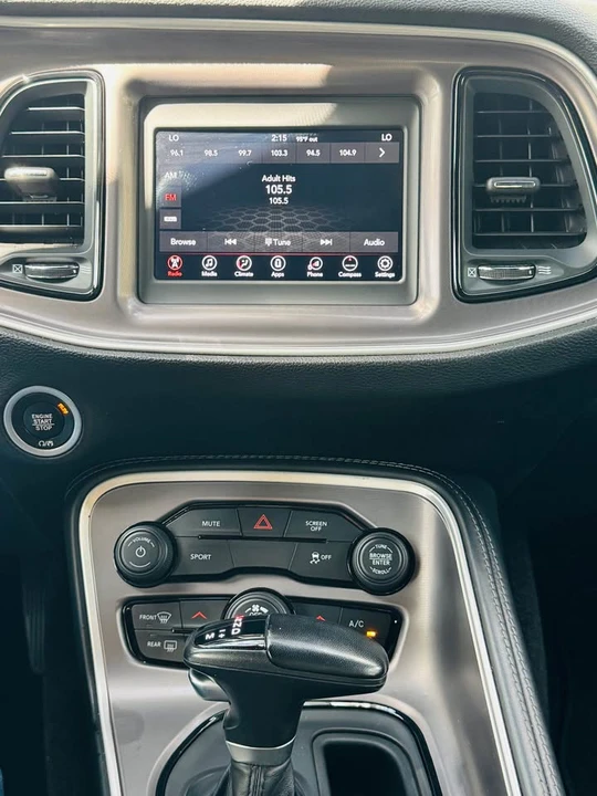 2022 Dodge Challenger 3rd Gen - Image 10 of 13
