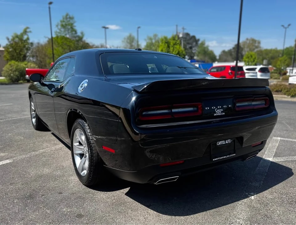 2022 Dodge Challenger 3rd Gen - Image 5 of 20