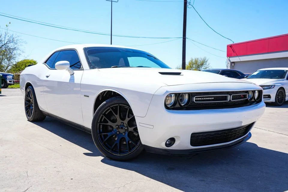 2022 Dodge Challenger 3rd Gen - Image 8 of 11