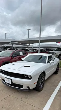 2022 Dodge Challenger SXT Coupe 2D