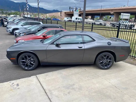 2022 Dodge Challenger SXT