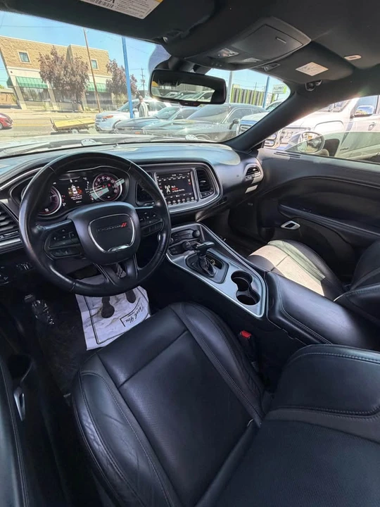 2022 Dodge Challenger 3rd Gen - Image 8 of 11