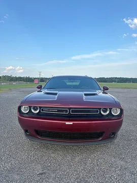 2022 Dodge Challenger SXT Coupe 2D