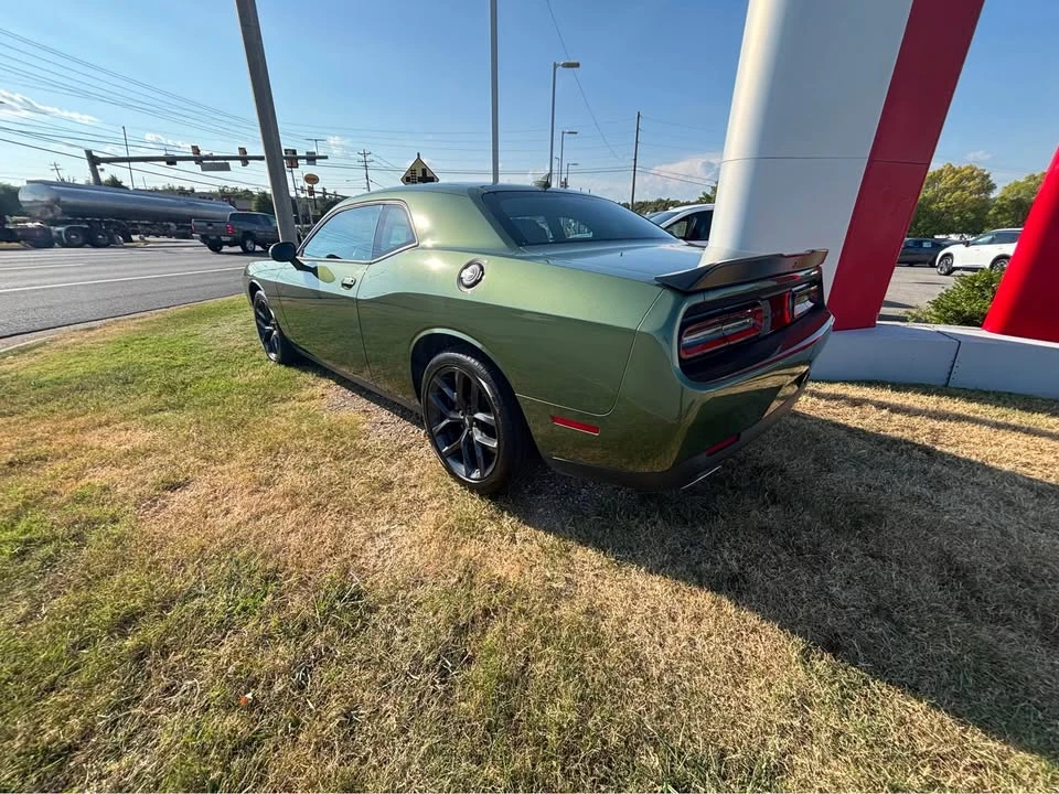 2022 Dodge Challenger 3rd Gen - Image 4 of 10