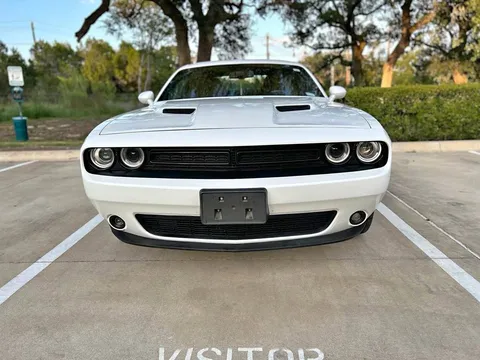 2022 Dodge Challenger SXT Coupe 2D
