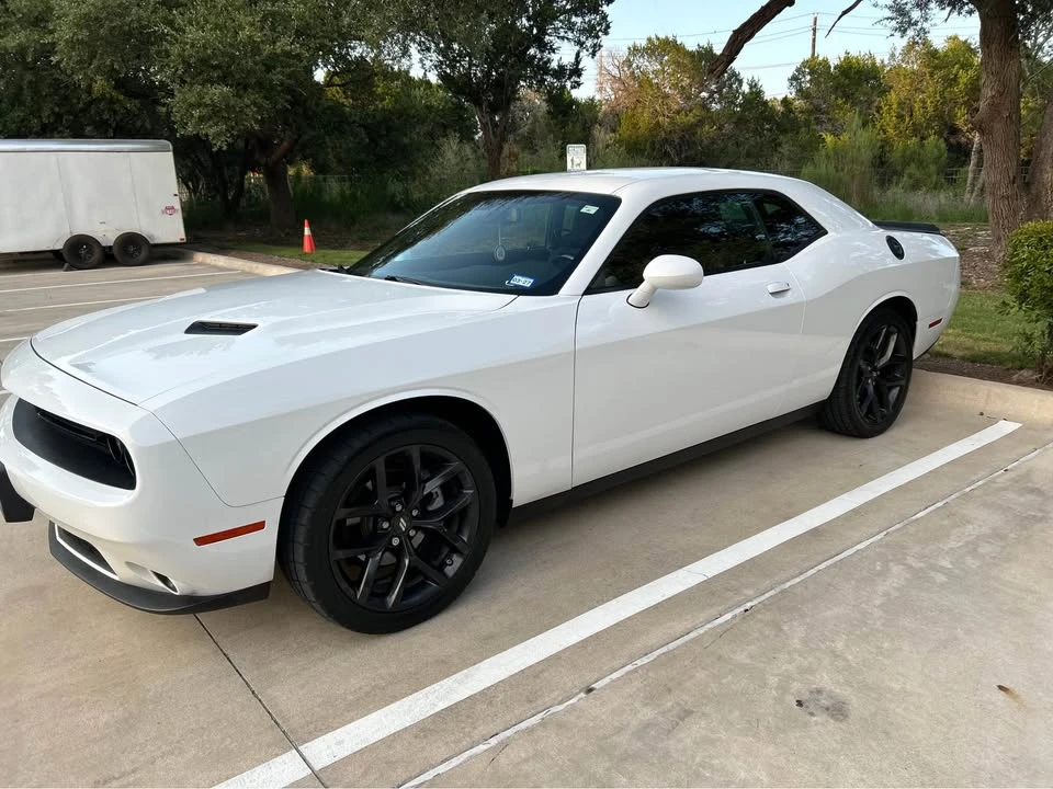 2022 Dodge Challenger 3rd Gen - Image 4 of 17